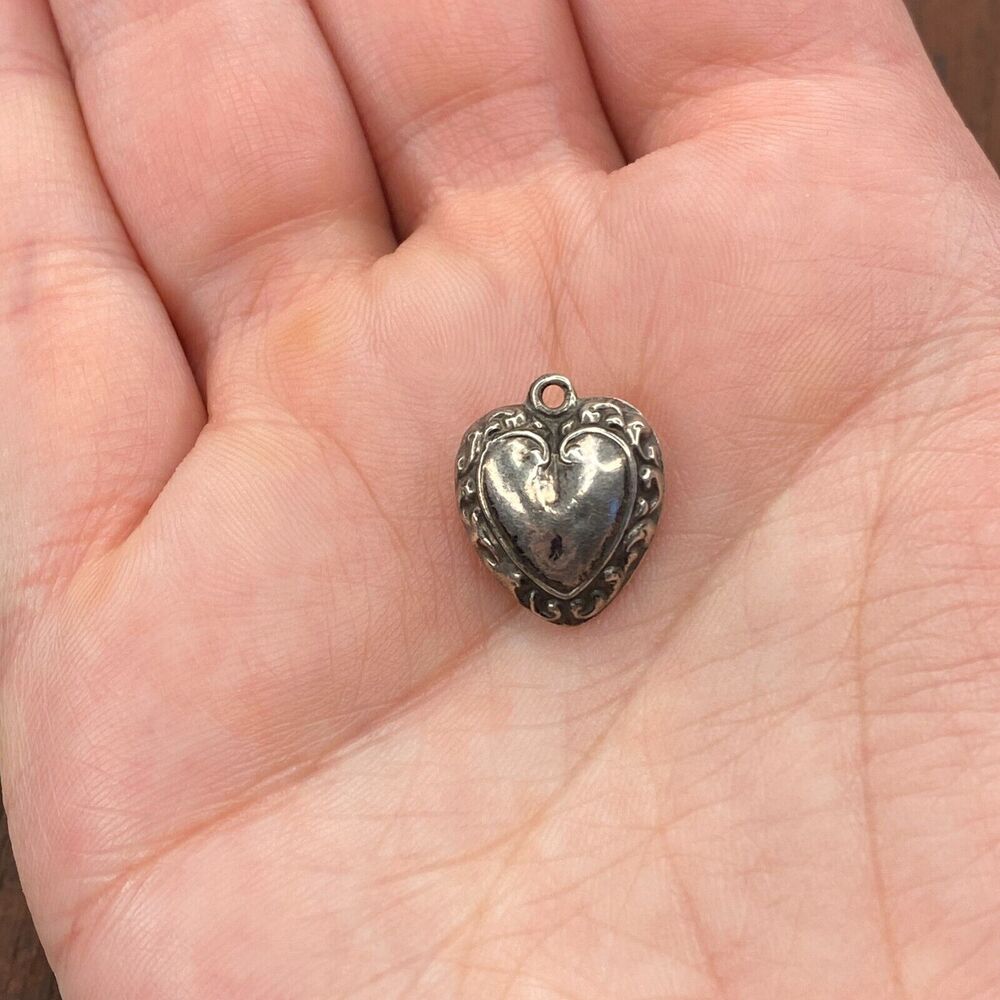 Vintage 925 Sterling Silver Repousse Swirls Puffy Heart Pendant Bracelet Charm